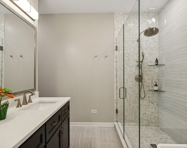 1411 N Mohawk Street - Photo Thumbnail 12