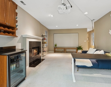 1411 N Mohawk Street - Photo Thumbnail 13