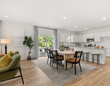 465 Madison Lakeview Drive - Photo Thumbnail 14