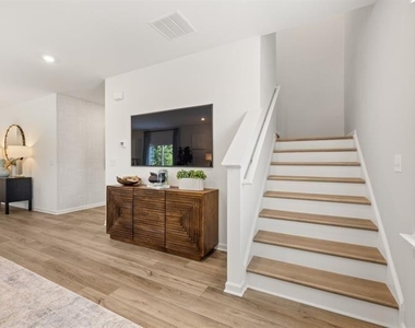 465 Madison Lakeview Drive - Photo Thumbnail 21