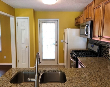 5955 Graywood Circle Se - Photo Thumbnail 9