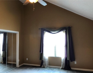 5955 Graywood Circle Se - Photo Thumbnail 22