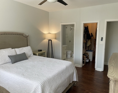 680 N Green Street - Photo Thumbnail 10