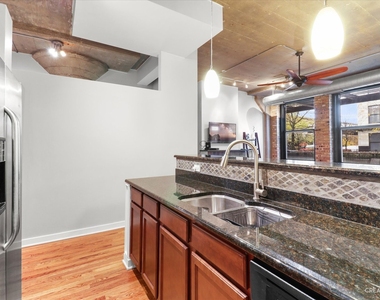 1111 W 15th Street - Photo Thumbnail 11