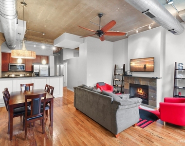 1111 W 15th Street - Photo Thumbnail 5