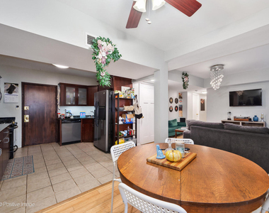 2118 W North Avenue - Photo Thumbnail 6