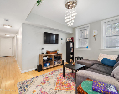 2118 W North Avenue - Photo Thumbnail 2