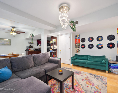 2118 W North Avenue - Photo Thumbnail 3