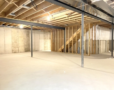 958 Partridge Circle - Photo Thumbnail 16