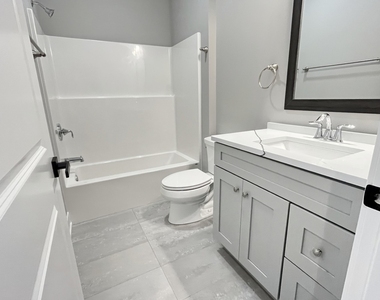 958 Partridge Circle - Photo Thumbnail 9