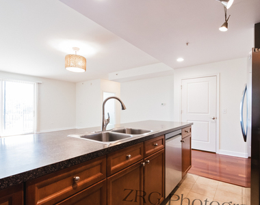 300 Anthony Avenue - Photo Thumbnail 13