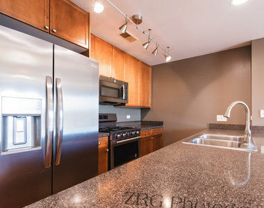 300 Anthony Avenue - Photo Thumbnail 2