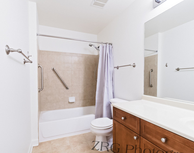 300 Anthony Avenue - Photo Thumbnail 7