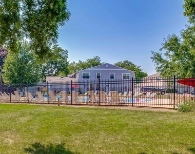 242 Harvest Court - Photo Thumbnail 14