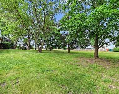 12905 Cathy Lane - Photo Thumbnail 31