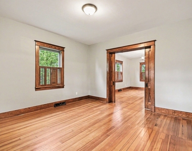 12905 Cathy Lane - Photo Thumbnail 9