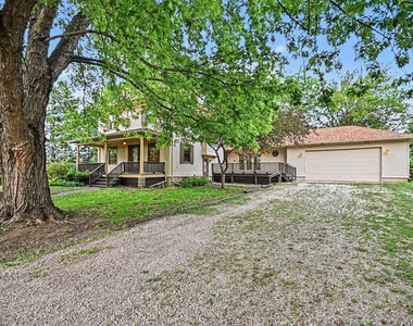 12905 Cathy Lane - Photo Thumbnail 28