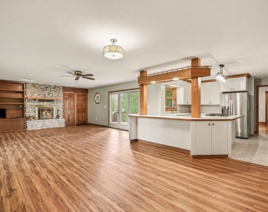 12905 Cathy Lane - Photo Thumbnail 13