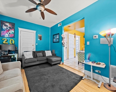 2728 N Drake Avenue - Photo Thumbnail 2