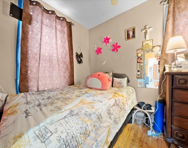 2728 N Drake Avenue - Photo Thumbnail 7