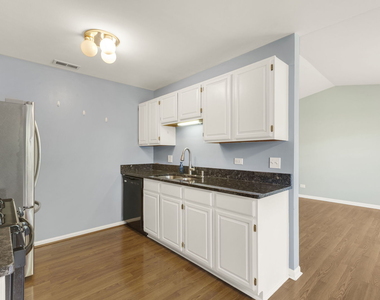 330 Wethington Drive - Photo Thumbnail 5