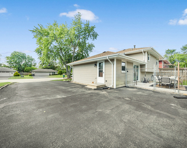 3641 Pandola Avenue - Photo Thumbnail 25
