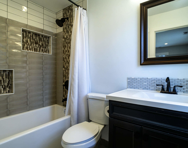 2537 Willow Street - Photo Thumbnail 6