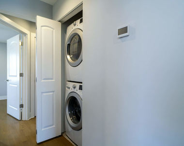 2537 Willow Street - Photo Thumbnail 11