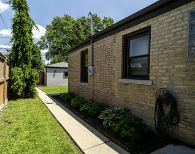 2537 Willow Street - Photo Thumbnail 15