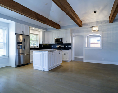 2537 Willow Street - Photo Thumbnail 1