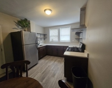 5244 S Ashland Avenue - Photo Thumbnail 8