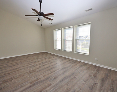 24854 W Gates Lane - Photo Thumbnail 13