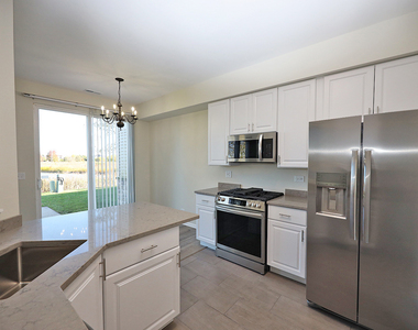 24854 W Gates Lane - Photo Thumbnail 11