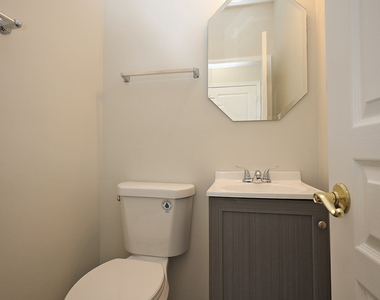 24854 W Gates Lane - Photo Thumbnail 12