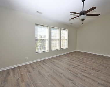 24854 W Gates Lane - Photo Thumbnail 14
