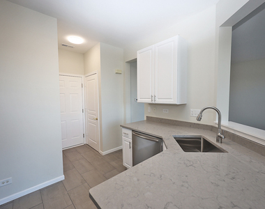 24854 W Gates Lane - Photo Thumbnail 8