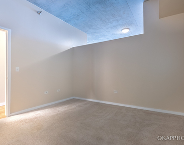 1620 S Michigan Avenue - Photo Thumbnail 16