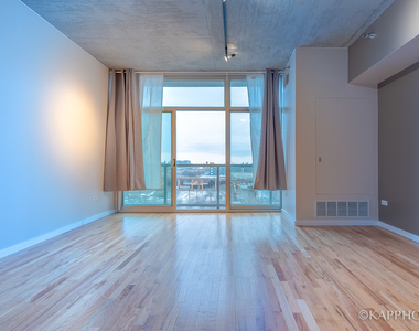 1620 S Michigan Avenue - Photo Thumbnail 5