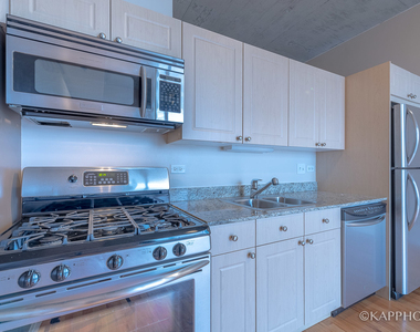 1620 S Michigan Avenue - Photo Thumbnail 8