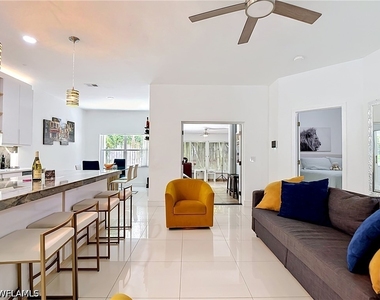 10735 San Tropez Circle - Photo Thumbnail 3