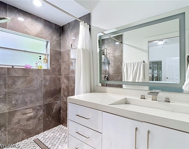 10735 San Tropez Circle - Photo Thumbnail 10