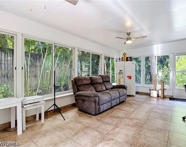 10735 San Tropez Circle - Photo Thumbnail 16