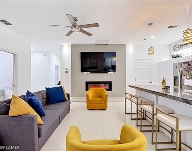 10735 San Tropez Circle - Photo Thumbnail 1