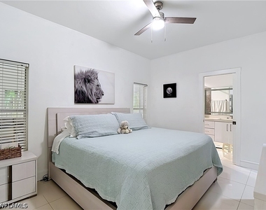 10735 San Tropez Circle - Photo Thumbnail 8