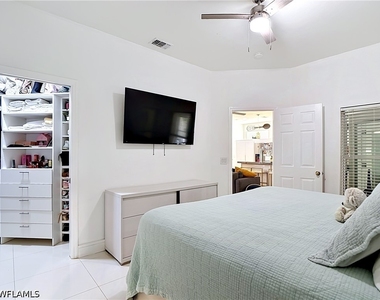 10735 San Tropez Circle - Photo Thumbnail 9