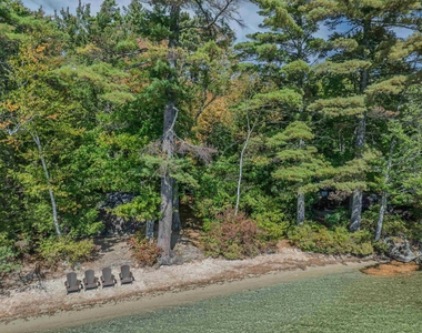 156 Mooney Point - Photo Thumbnail 2