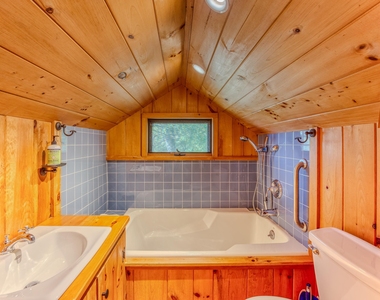 156 Mooney Point - Photo Thumbnail 15