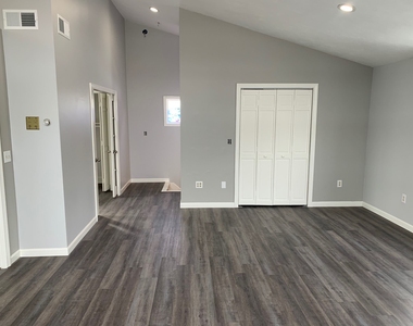 153 Lafayette - Photo Thumbnail 10
