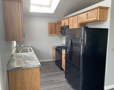 153 Lafayette - Photo Thumbnail 4