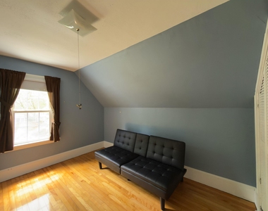 246 E Mason - Photo Thumbnail 19